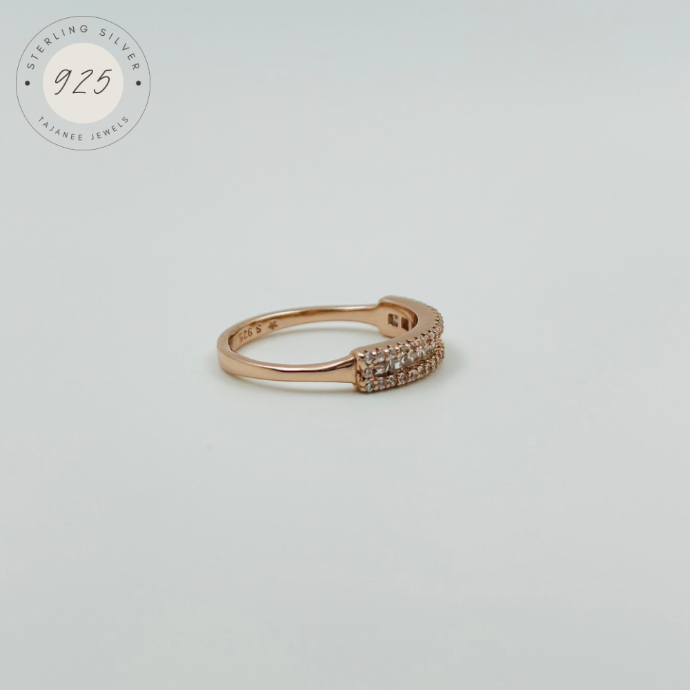Arc Shaped Ring