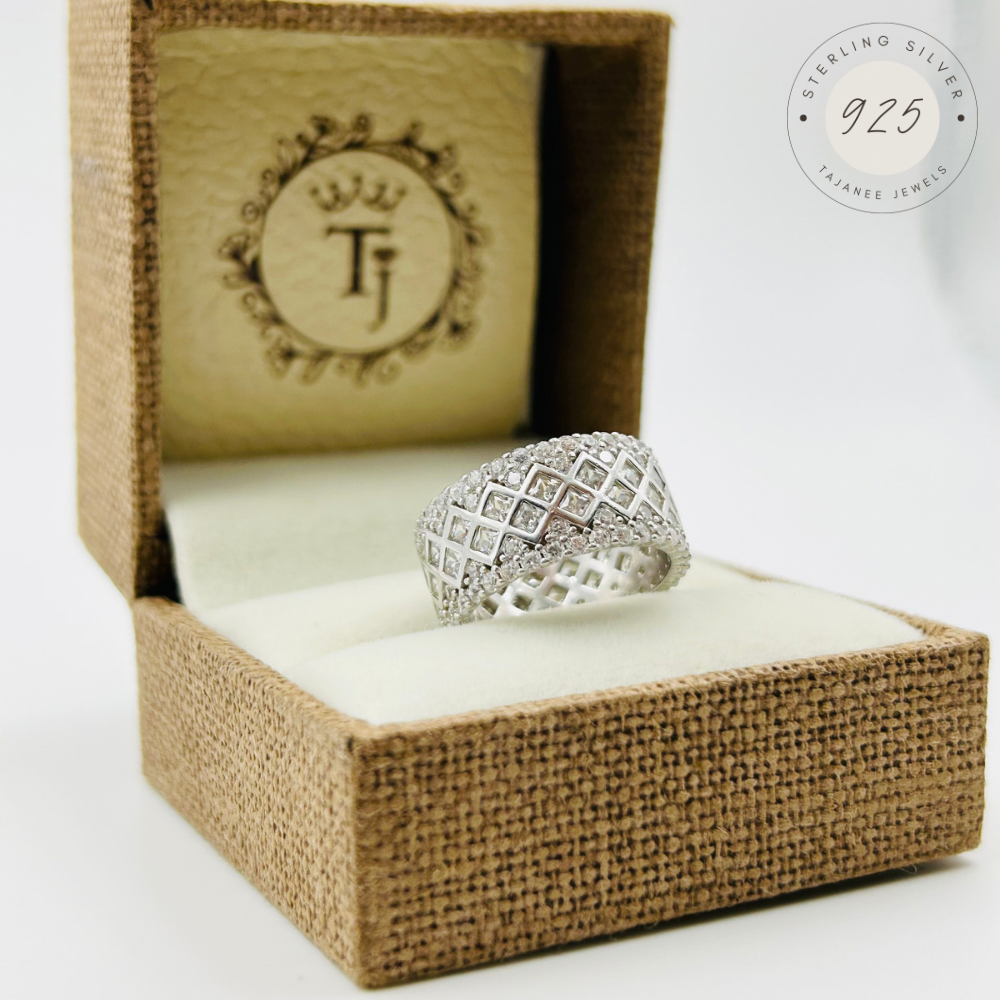 Diamond Cut Band