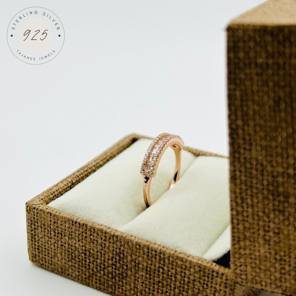 Arc Shaped Ring
