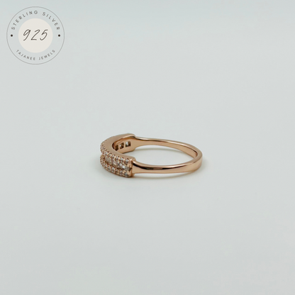 Arc Shaped Ring