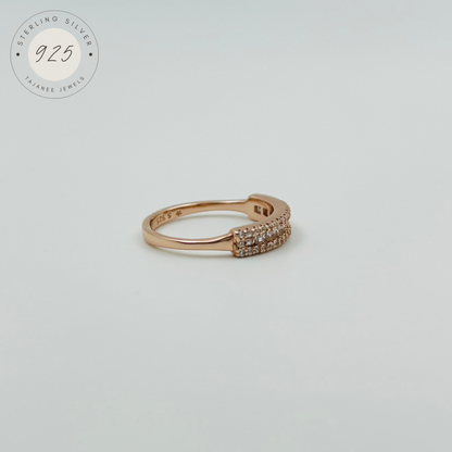 Arc Shaped Ring